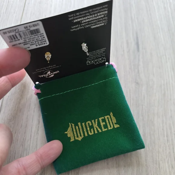 NWT Wicked Sterling Silver Earrings – Comes With Velour Bag Brand New - Picture 6 of 7